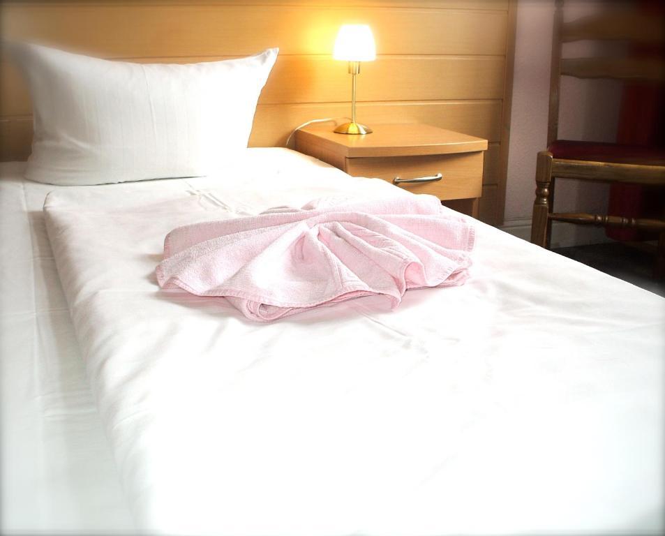 Hotel Pension Messe Berlín Pokoj fotografie